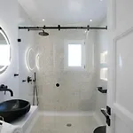 Manda Luxury