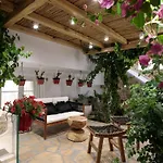 Daire Manda Luxury Naxos City