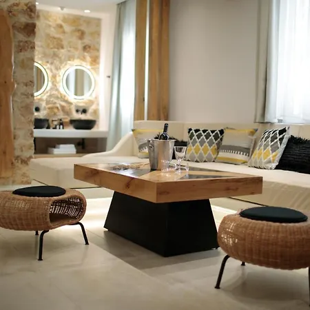 Manda Luxury Apartment Naxos City