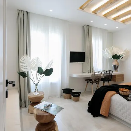 Manda Luxury