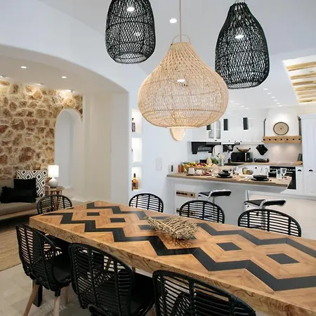 Manda Luxury Apartamento Naxos City